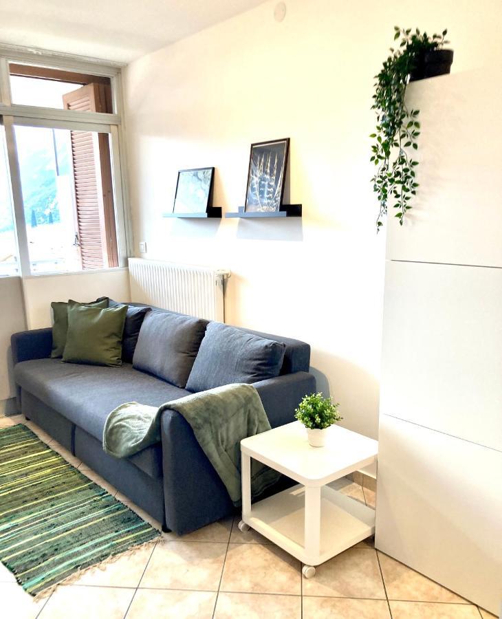 Apartment Peppino Mit Seeblick Und Pool Riva del Garda