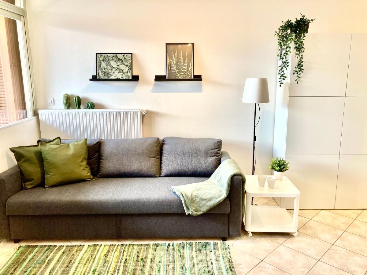 Apartment Peppino Mit Seeblick Und Pool Riva del Garda